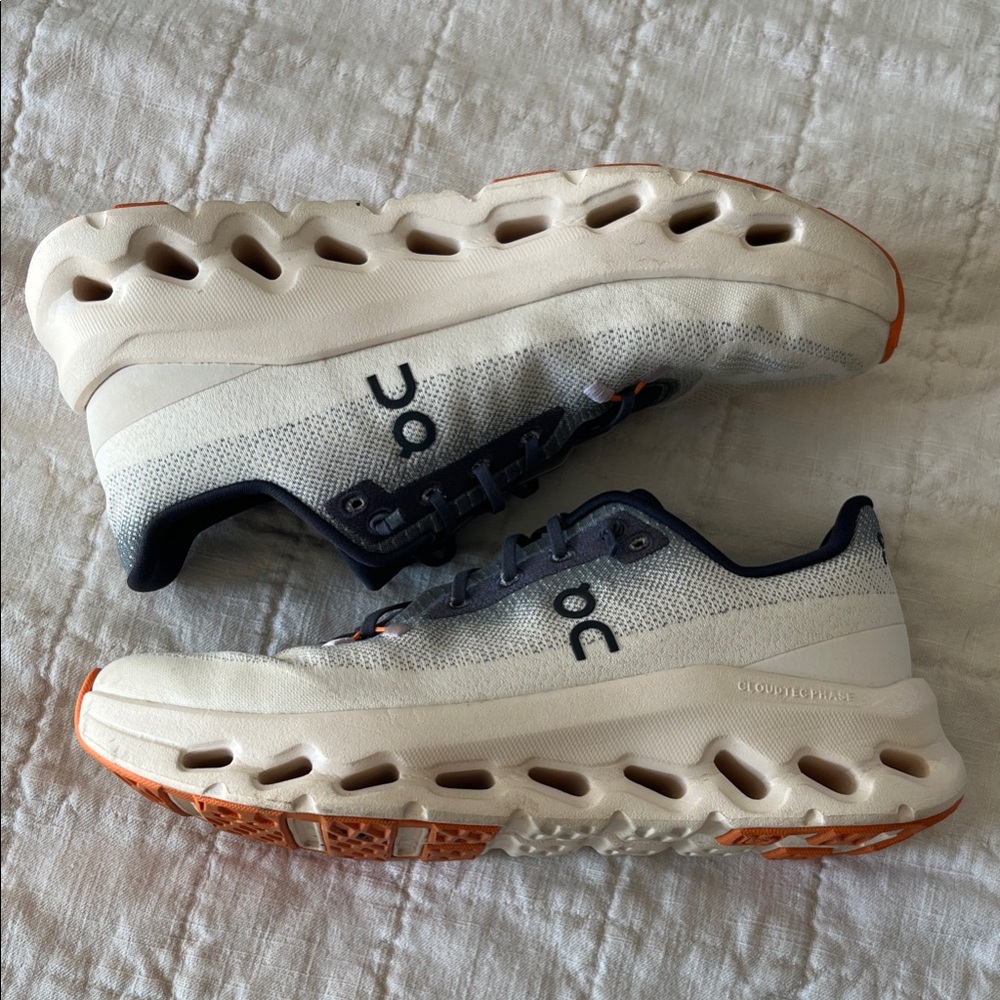 On Running Women's Cloudtilt Sneakers - Iron Dew